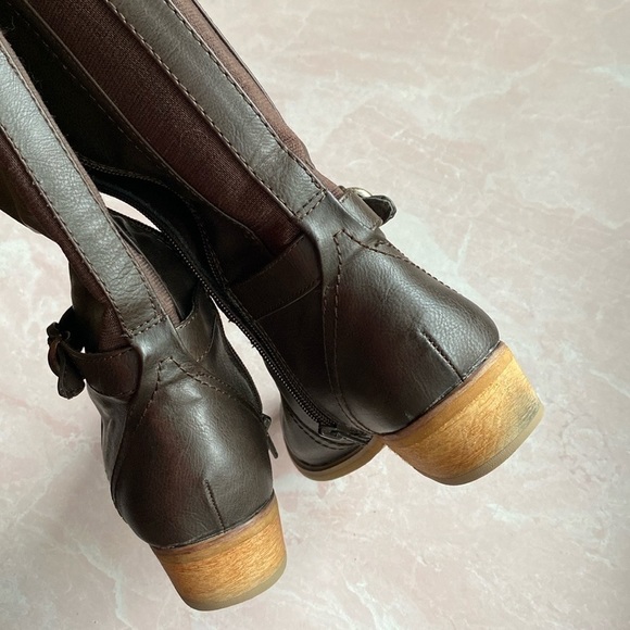 BareTraps Tommy Equestrian Faux Leather Riding Boots Sz 8M - Picture 8 of 13